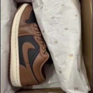 Nike Air Jordan 1 Sneakers